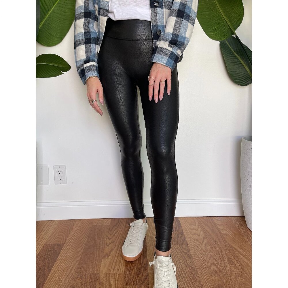 NWOT SPANX faux leather leggings in black (SP)